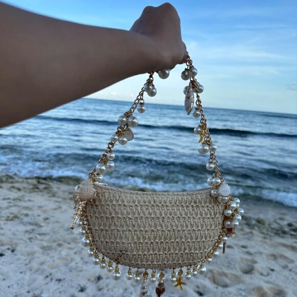 Neiman Marcus Pearl Woven Seashell Women’s Handbag - Picture 1 of 5